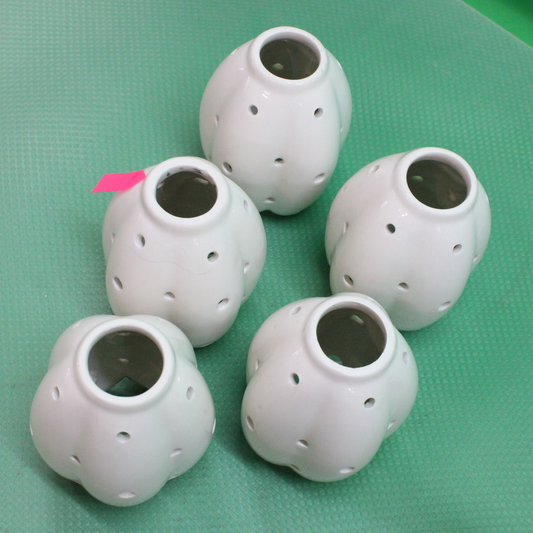 B-flokks Ceramiche Tulipano hengilampi, loftlampi og henglampi. Sjá texta/myndir.