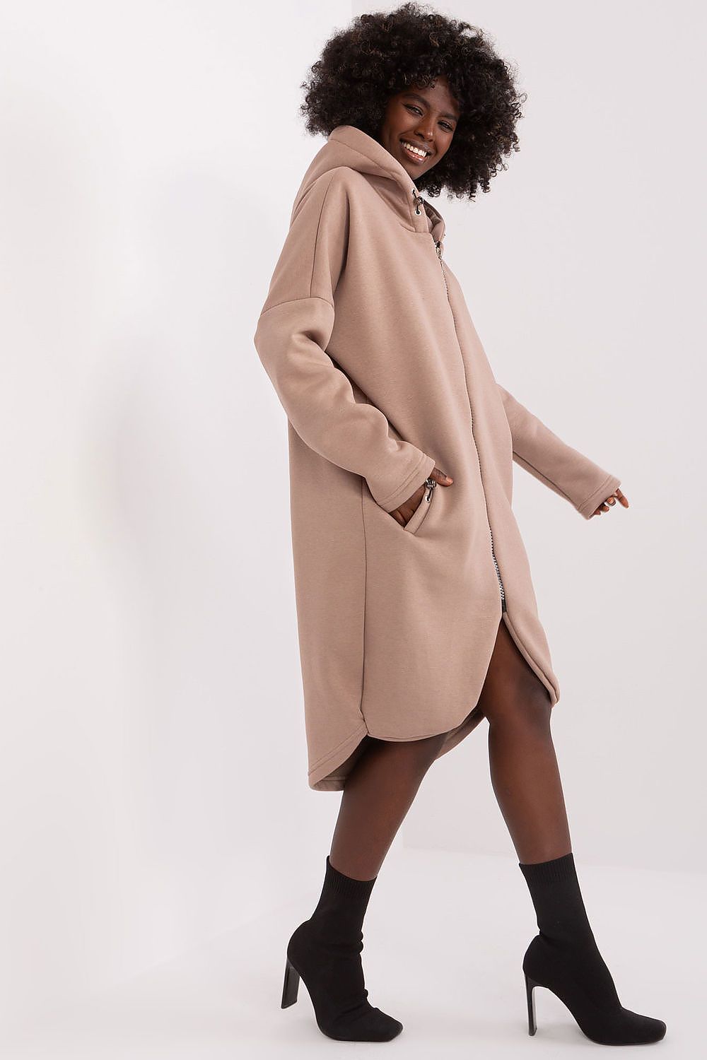 Sweater model 191267 Relevance