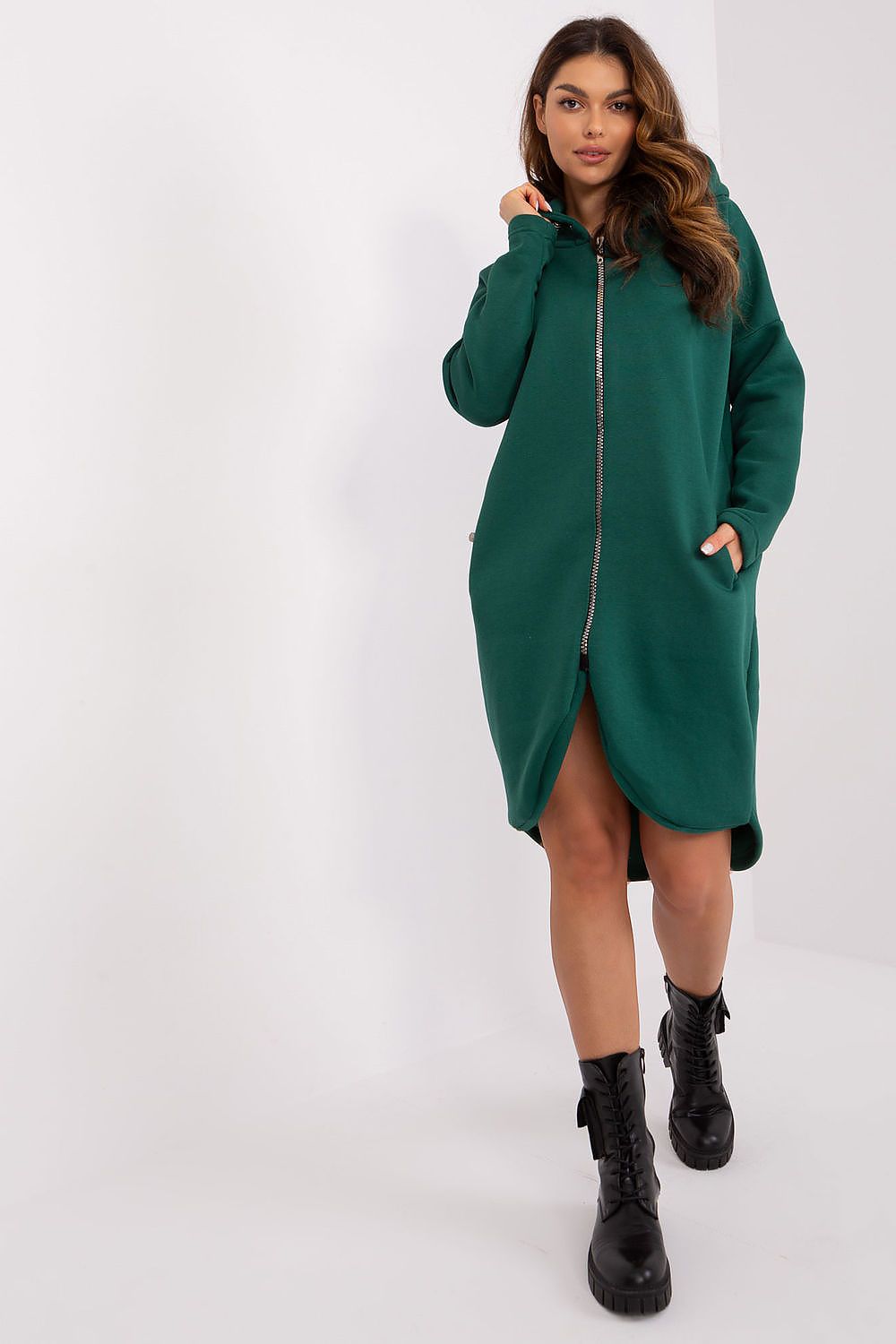 Sweater model 191270 Relevance