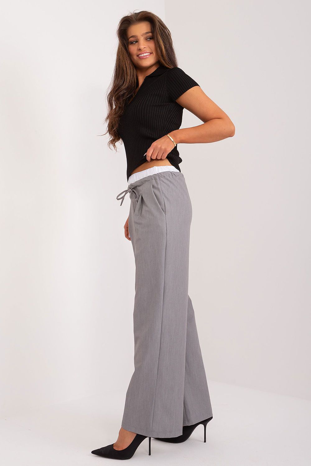 Damen Hose model 196172 Italy Moda
