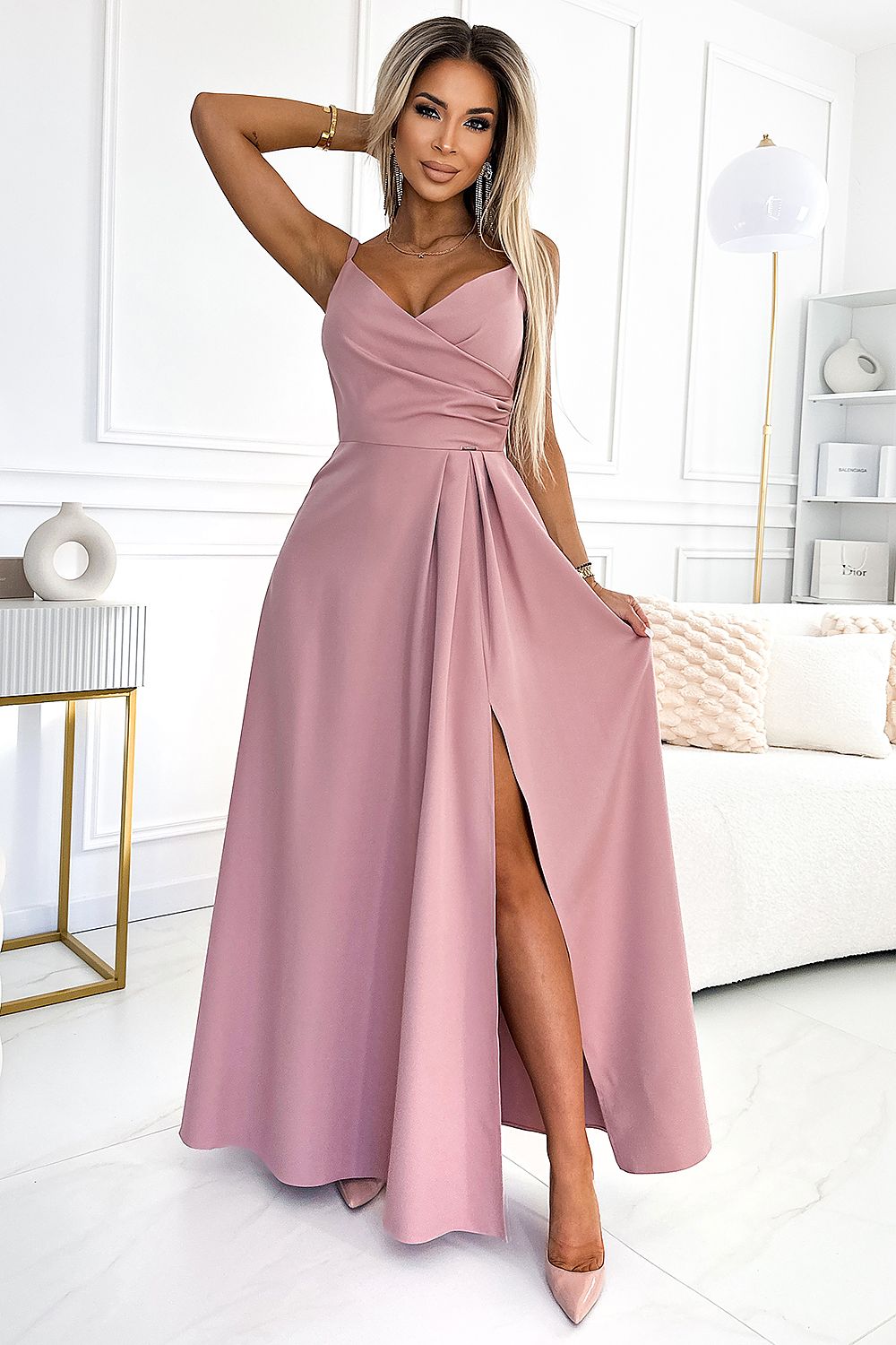 Langes Kleid model 196828 Numoco