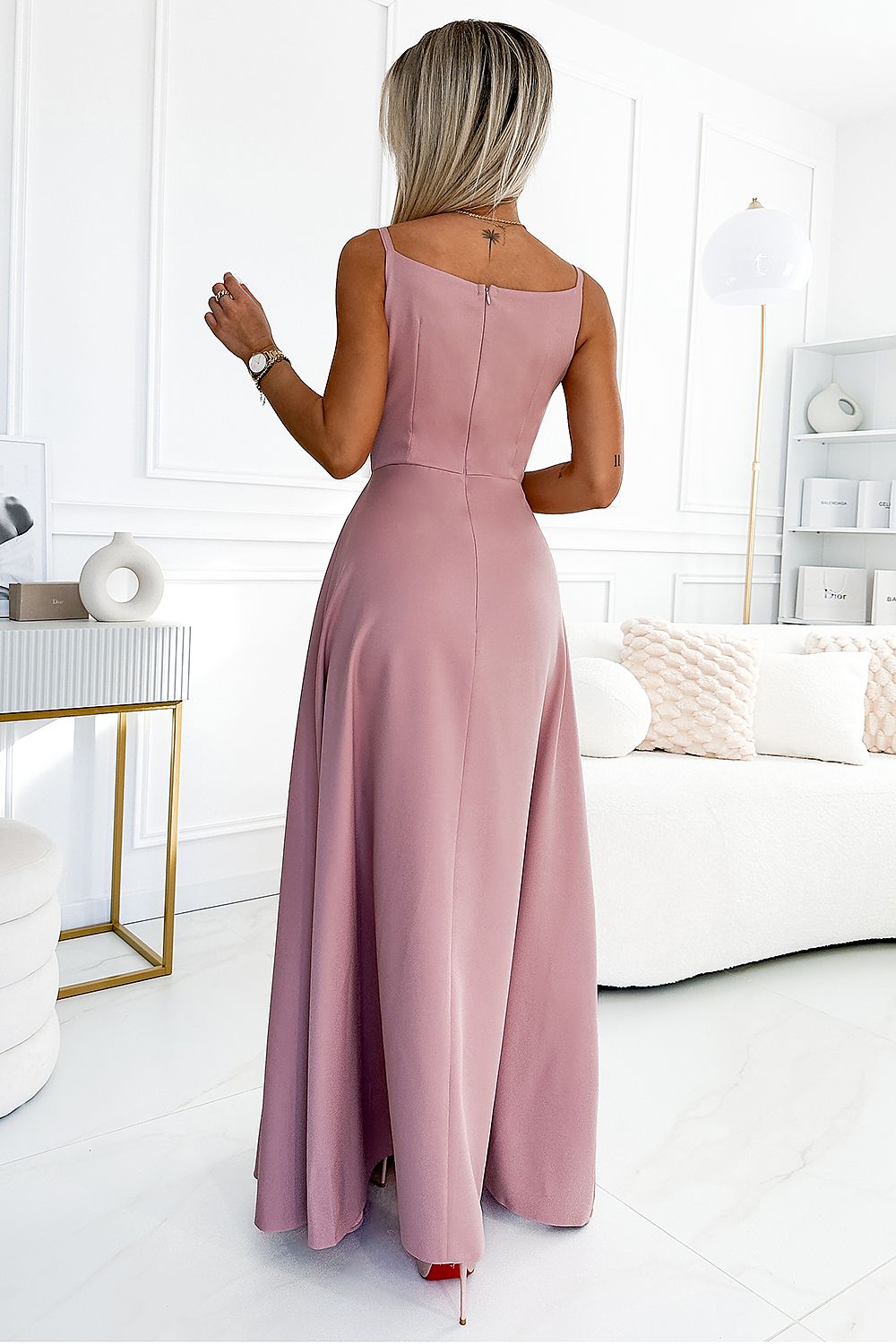 Langes Kleid model 196828 Numoco