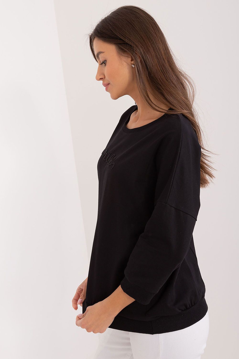 Sweater model 197450 Relevance