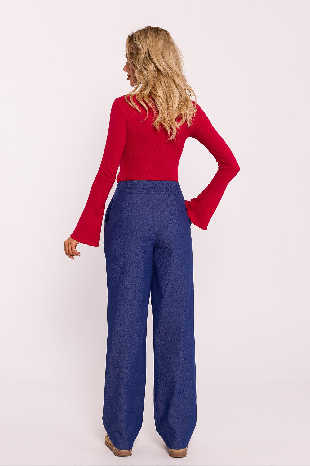 Lange Hose model 199680 Moe