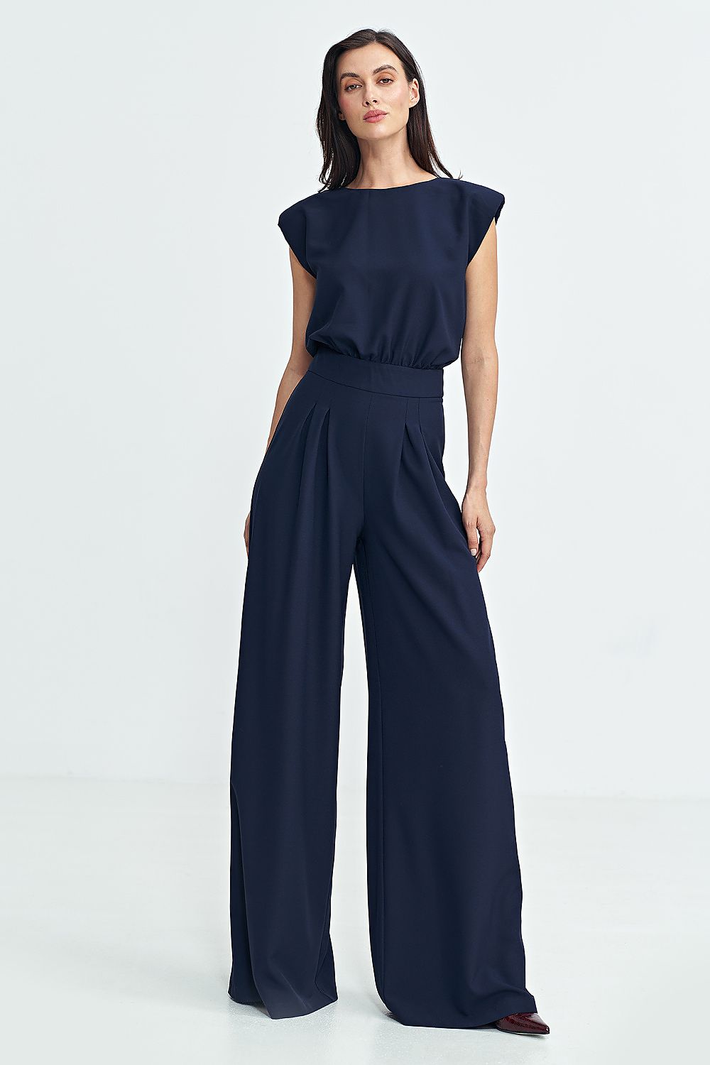 Overall model 199703 Nife