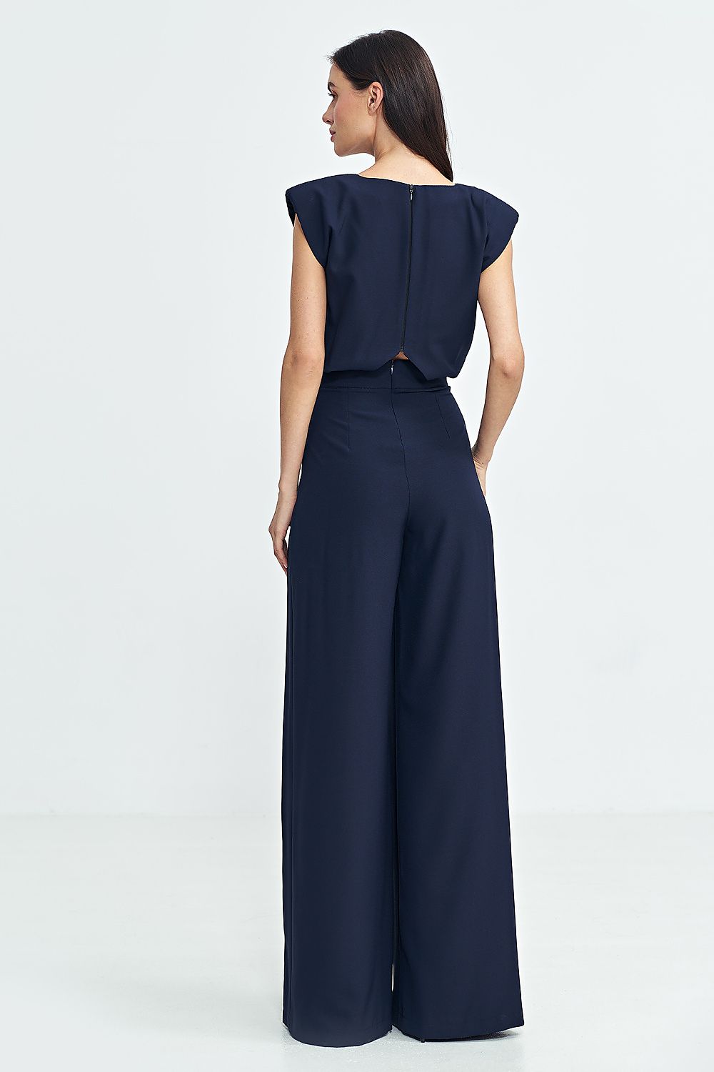 Overall model 199703 Nife