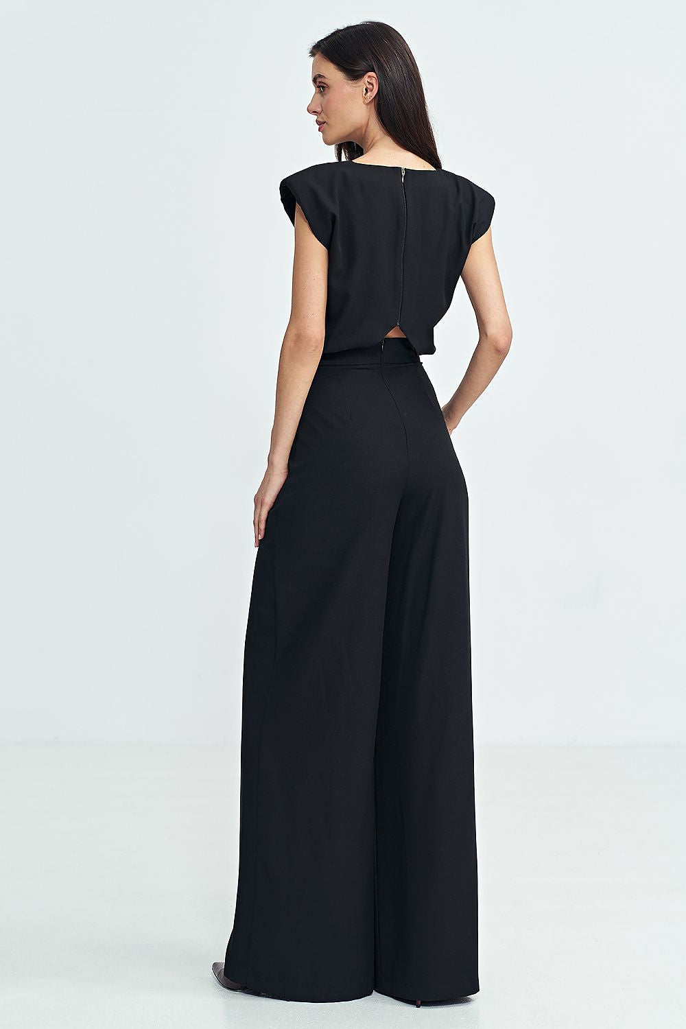 Overall model 199705 Nife