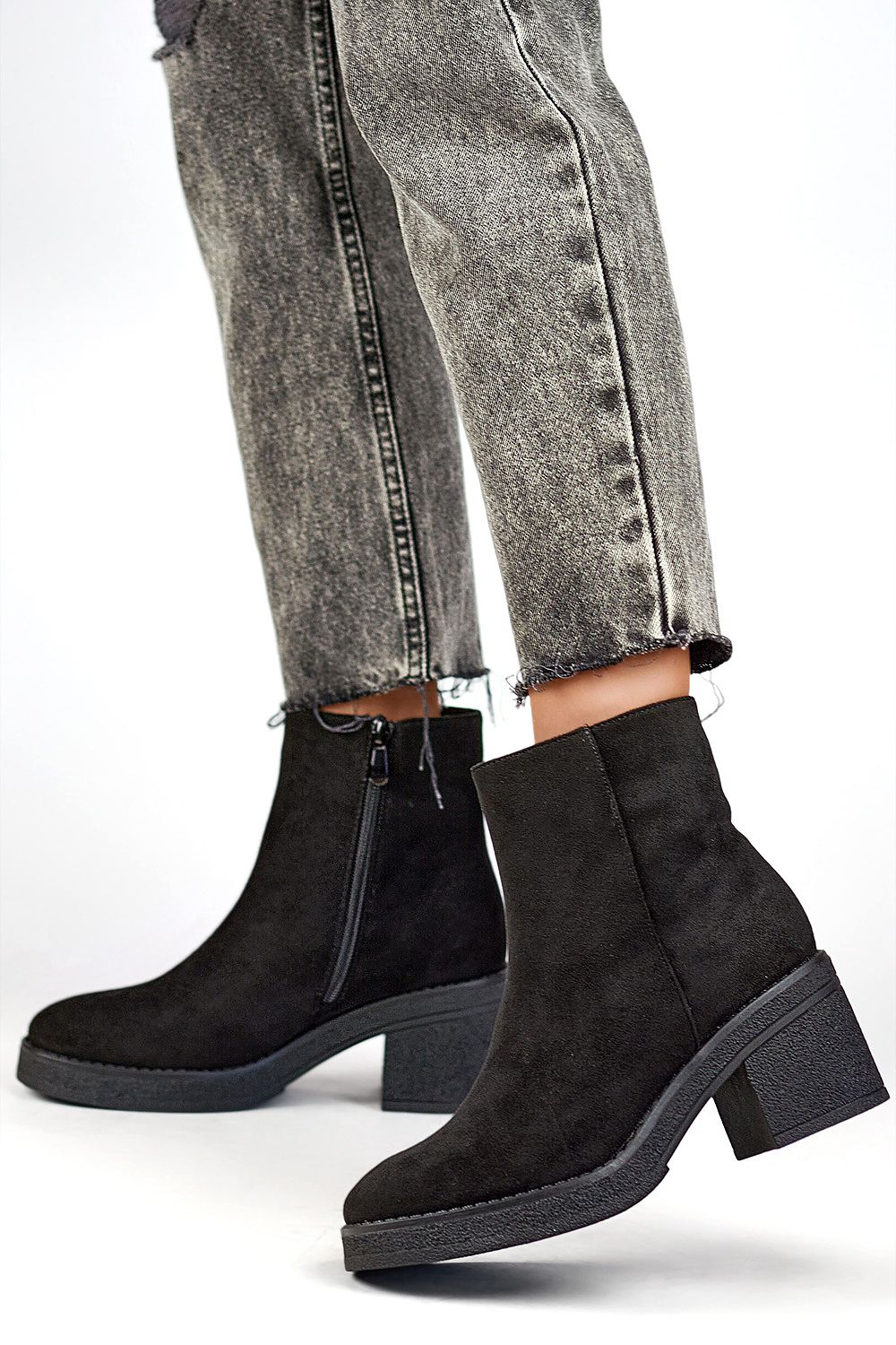 Stiefeletten mit Absatz model 200275 PRIMO