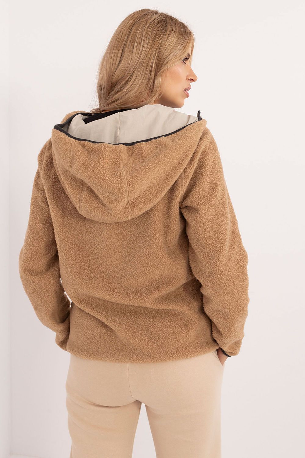 Sweater model 200438 Sublevel