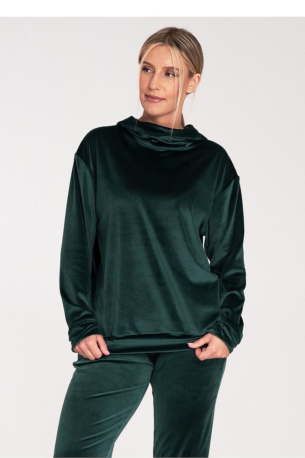 Sweater model 201502 Figl