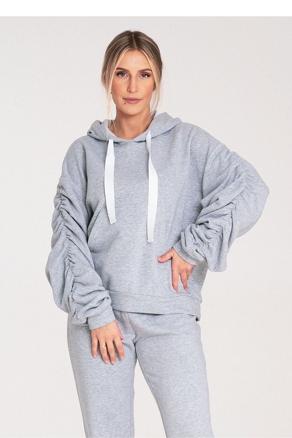 Sweater model 203134 Figl