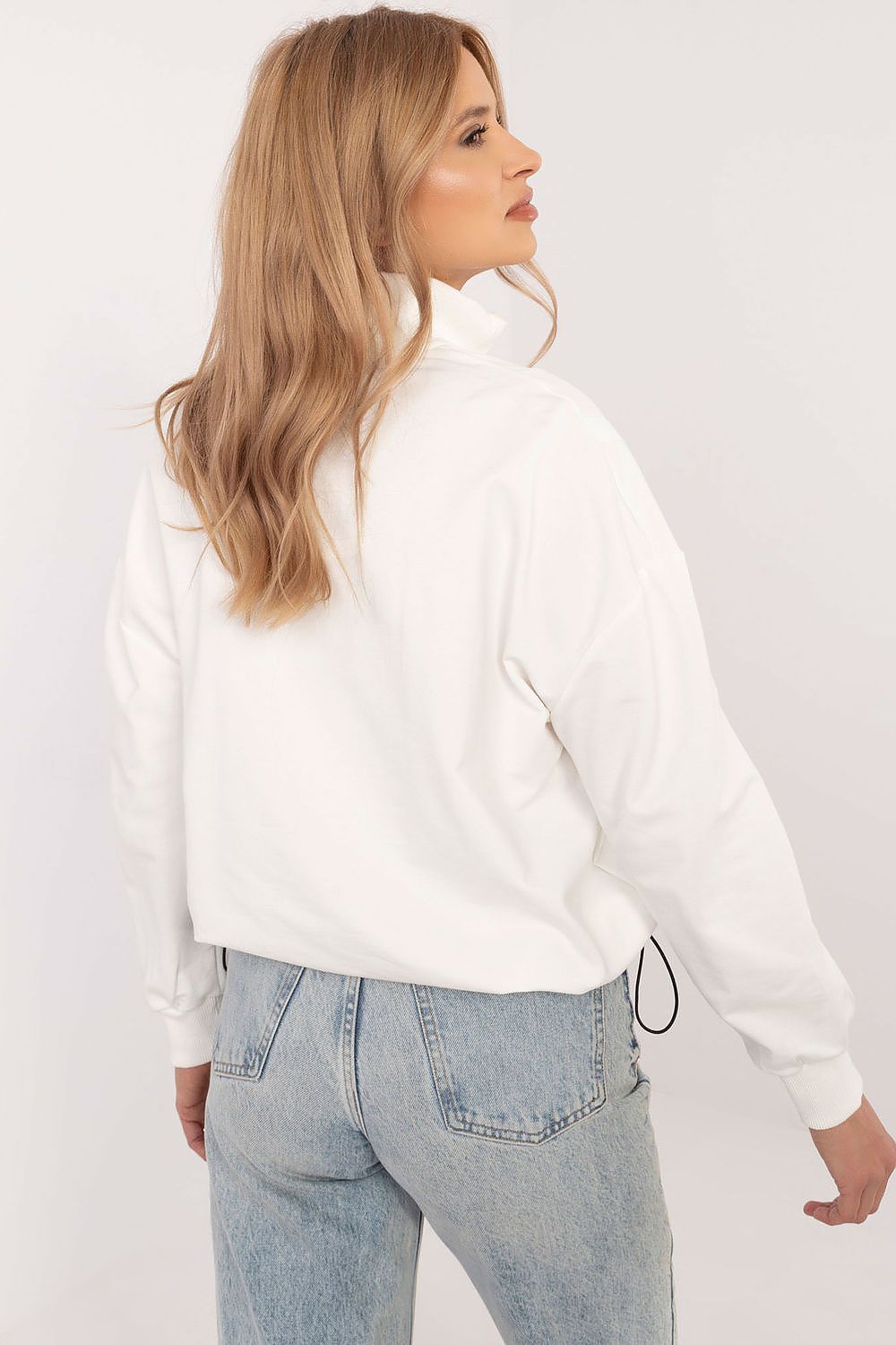 Sweater model 203696 Factory Price