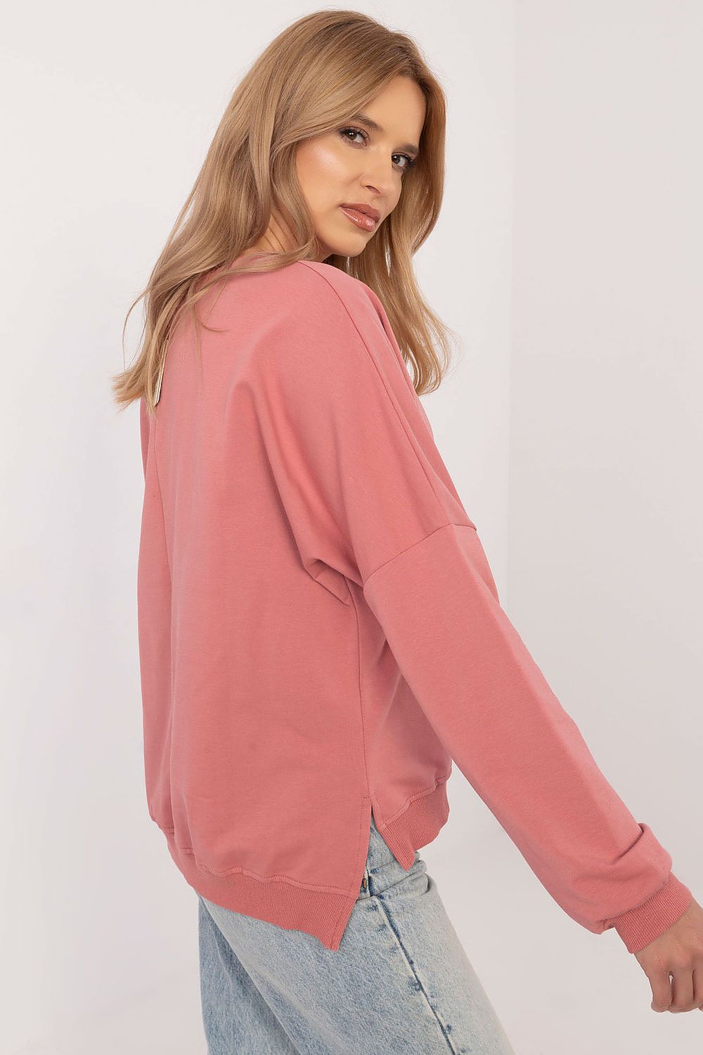 Sweater model 203698 Factory Price