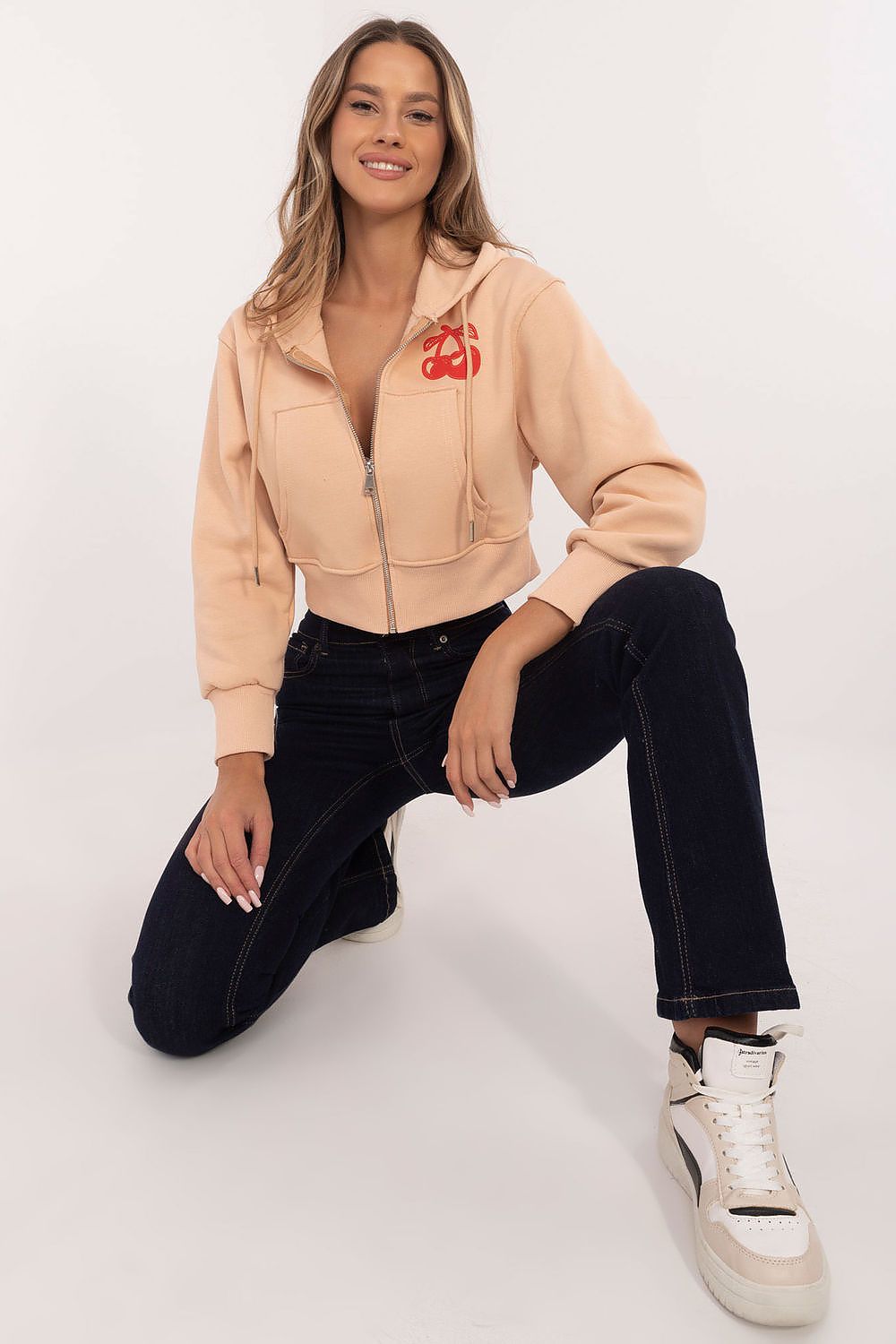 Sweater model 204412 Factory Price