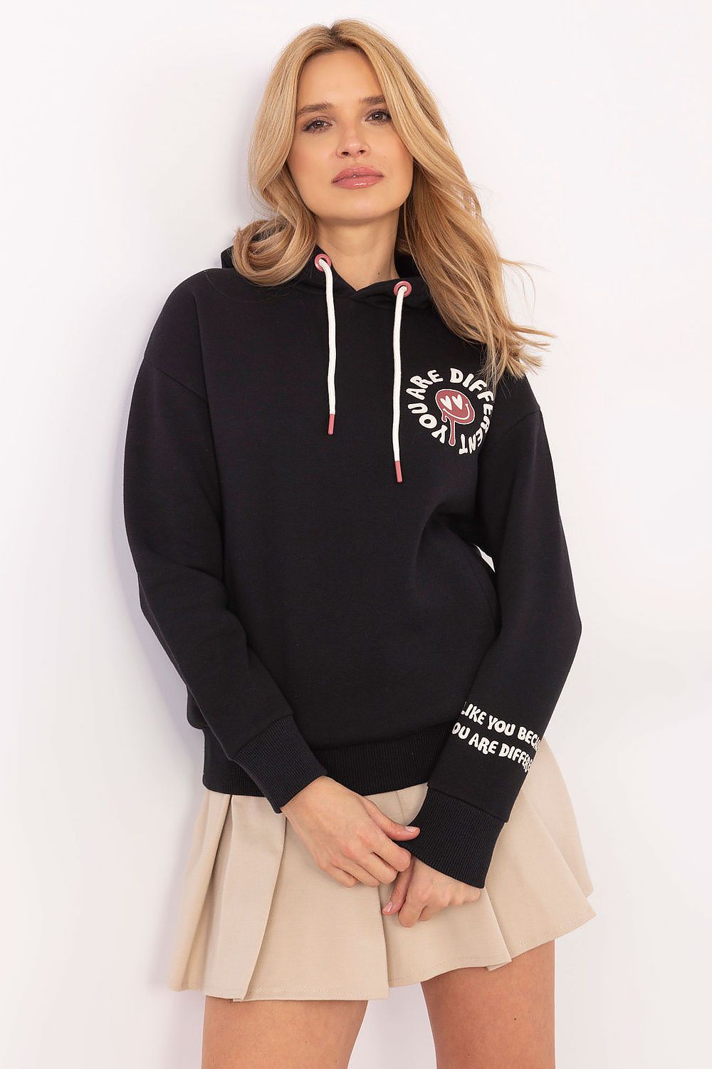 Sweater model 205932 Sublevel