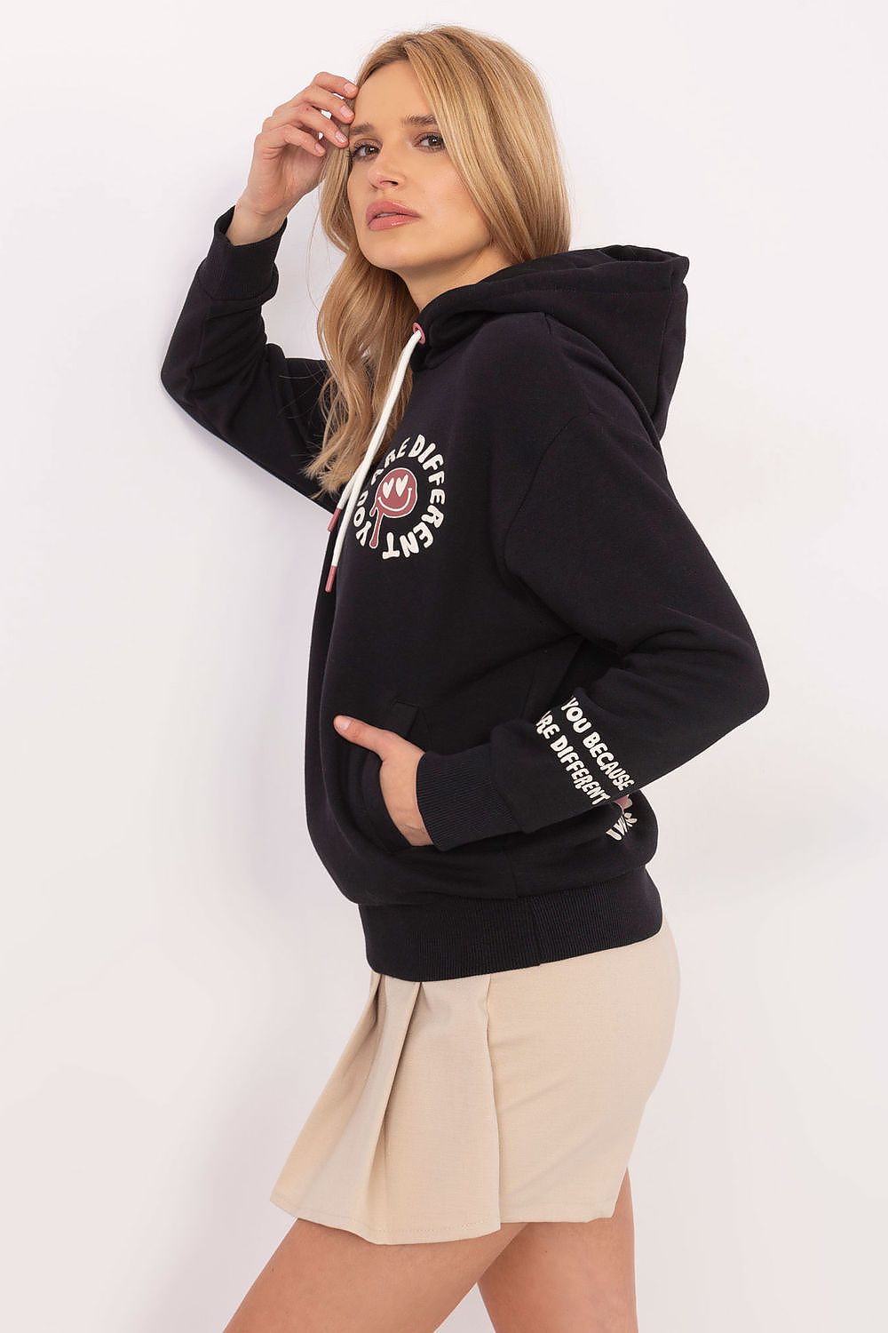 Sweater model 205932 Sublevel
