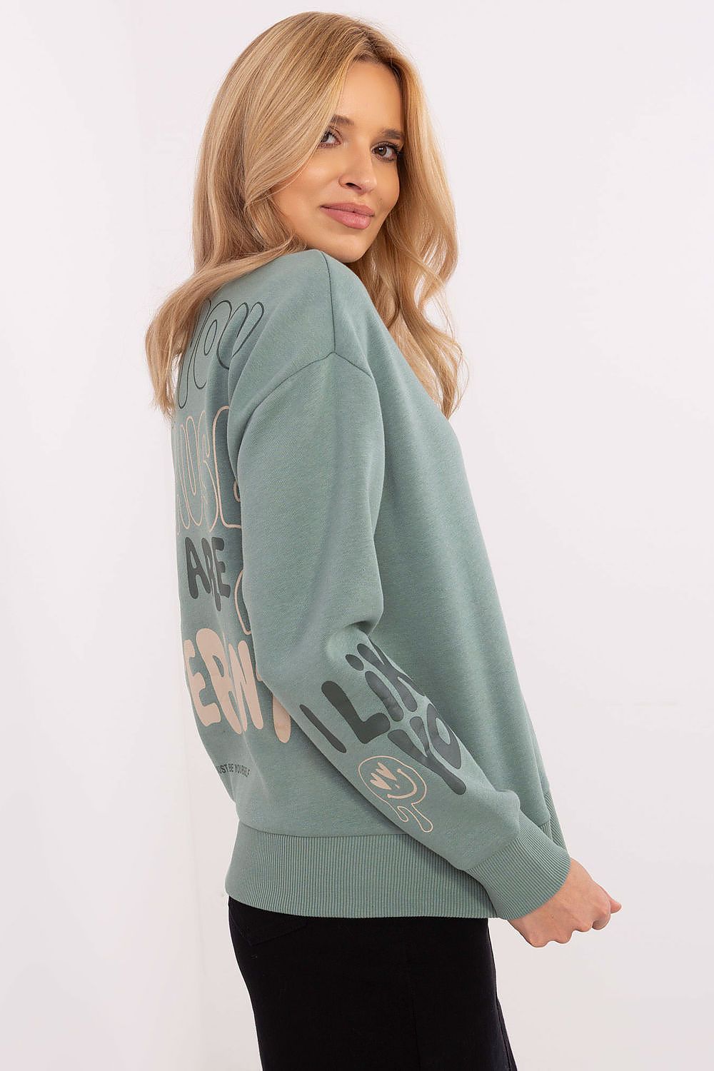 Sweater model 205936 Sublevel