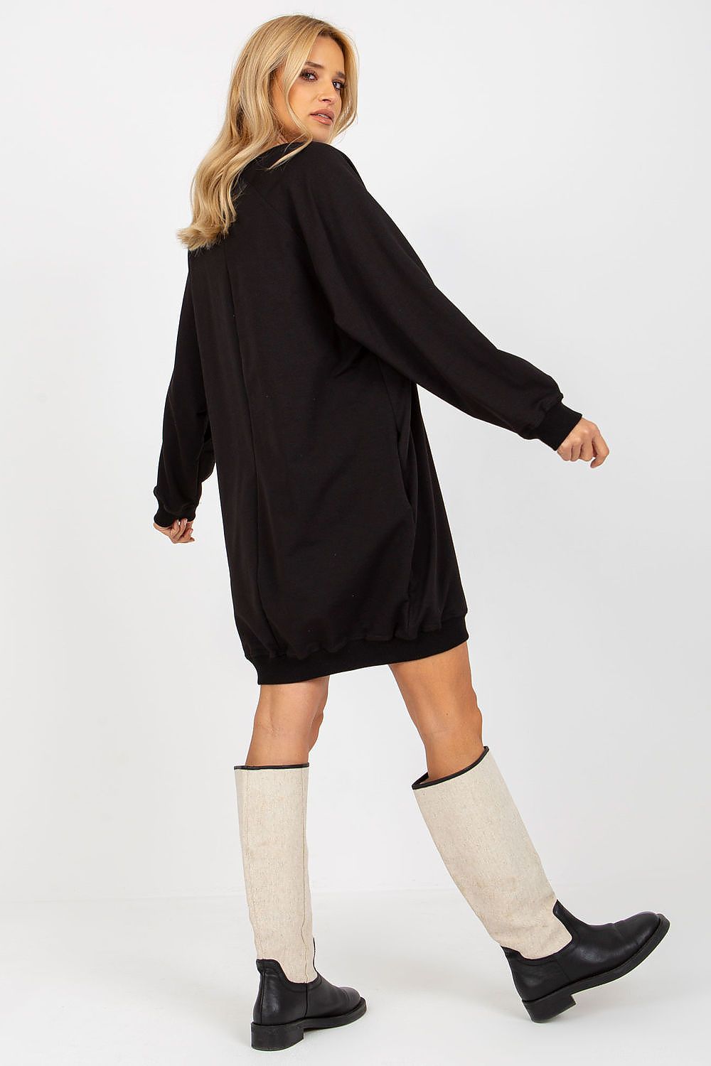 Sweater model 206026 Factory Price