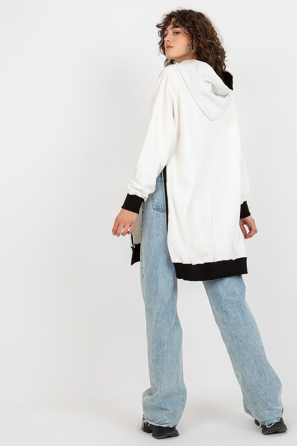 Sweater model 206035 Factory Price