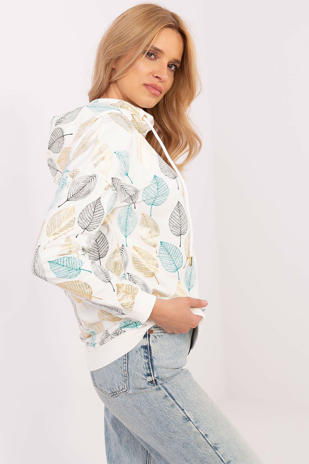 Sweater model 206047 Factory Price