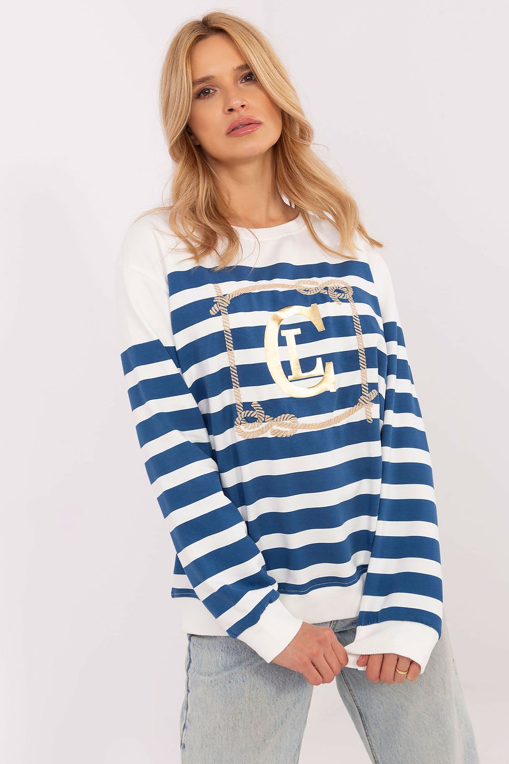 Sweater model 206052 Factory Price