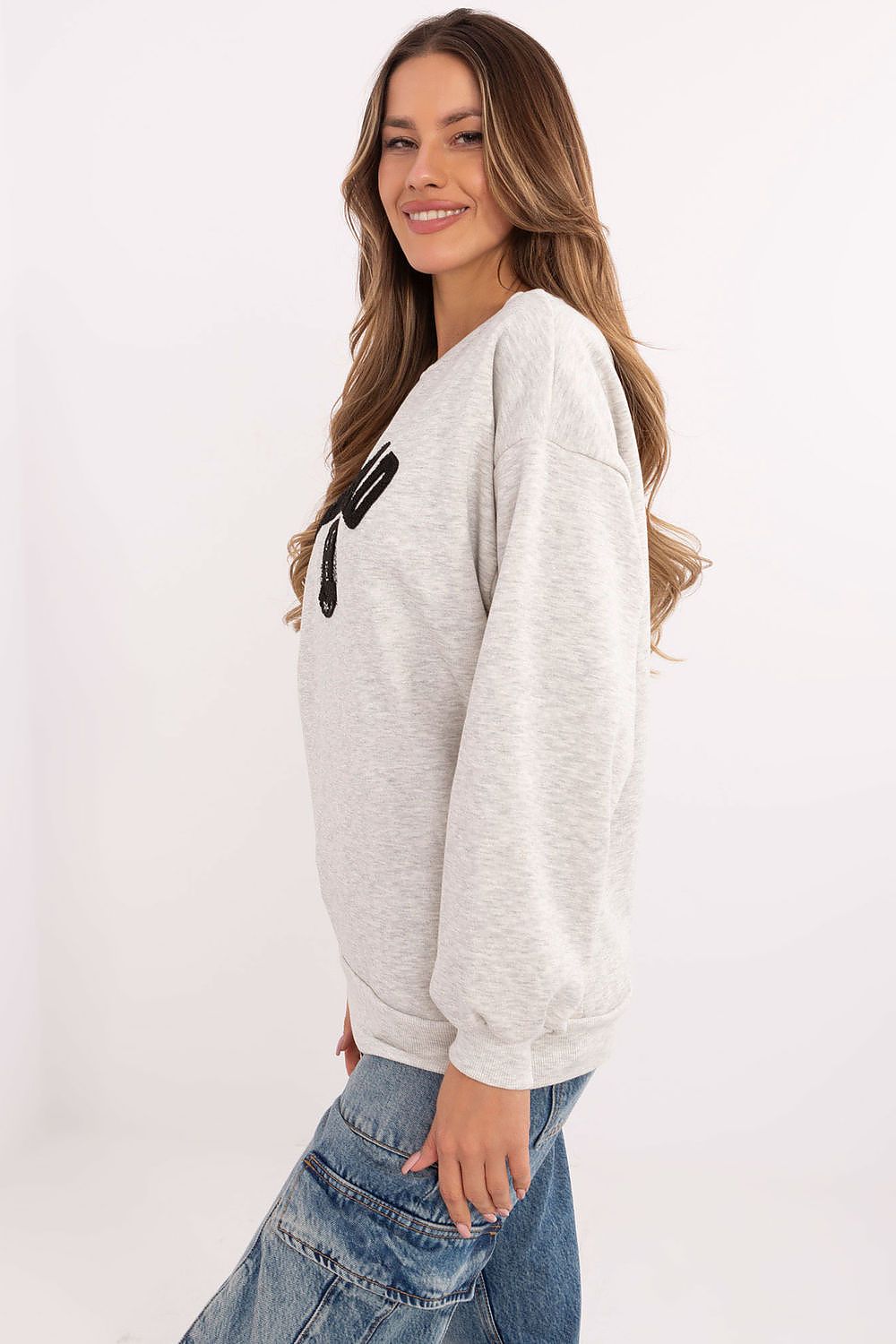 Sweater model 206134 Factory Price
