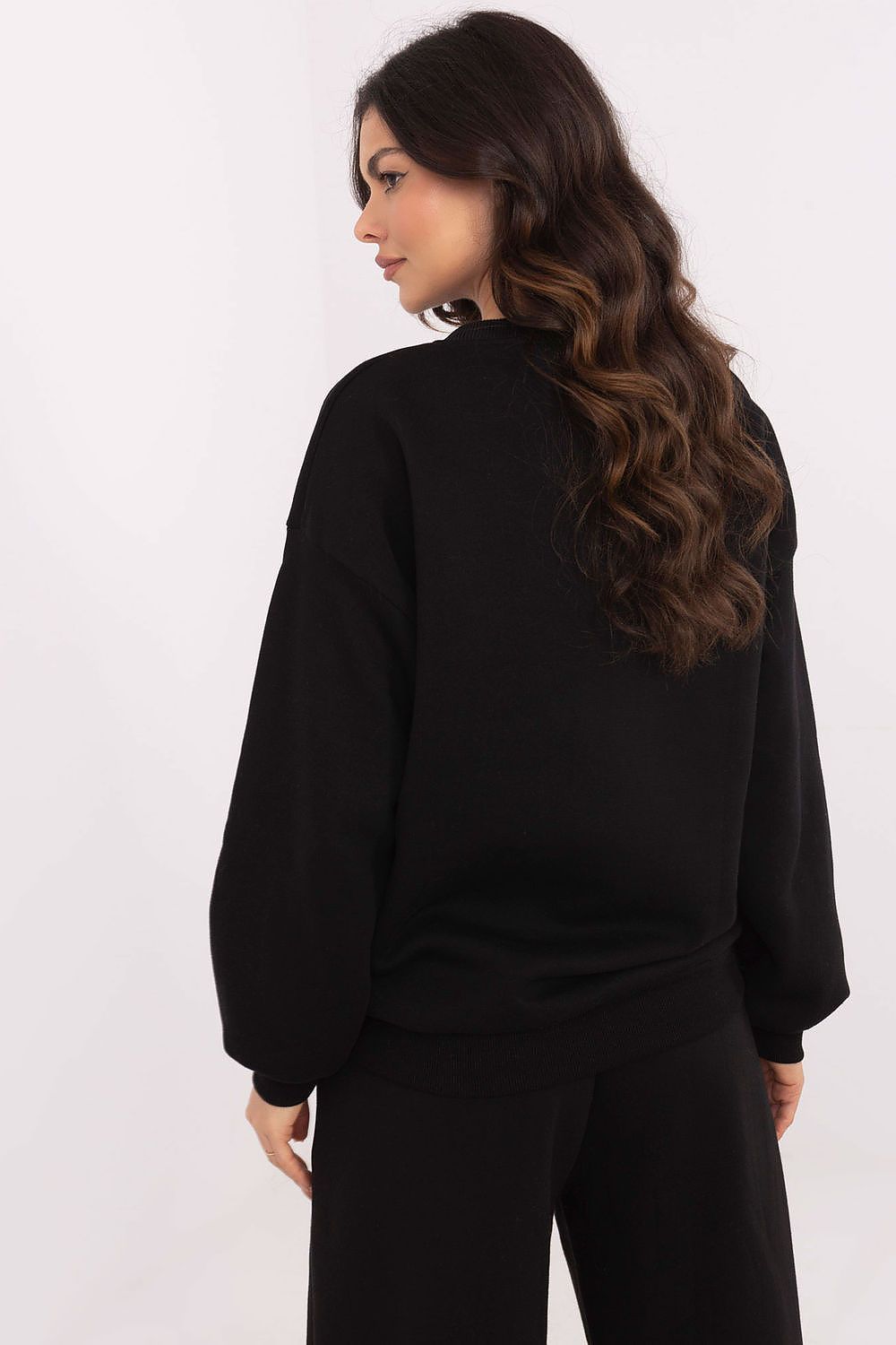 Sweater model 206380 Factory Price