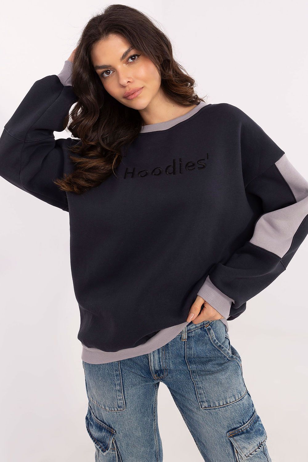 Sweater model 206610 Factory Price