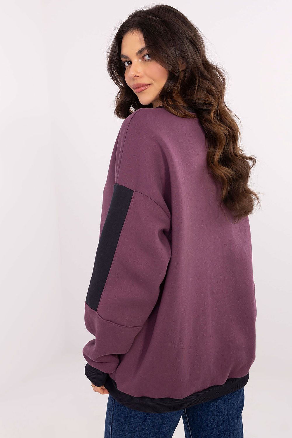 Sweater model 206613 Factory Price