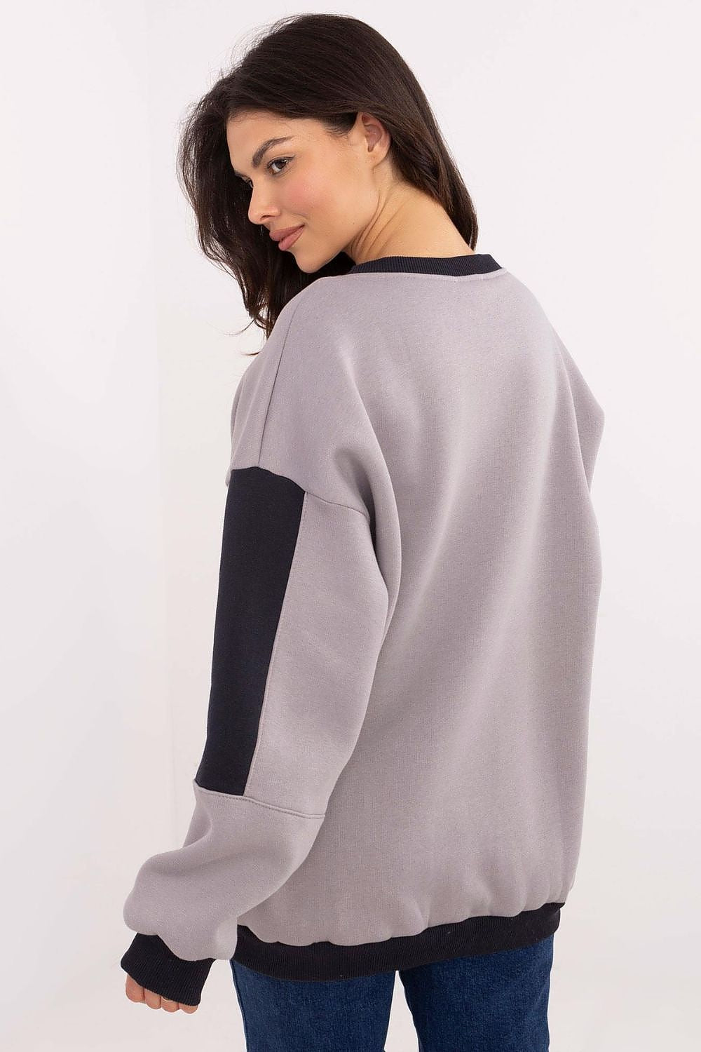 Sweater model 206609 Factory Price