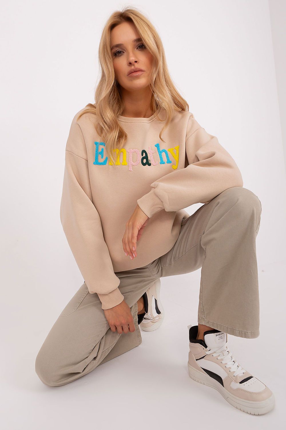 Sweater model 206644 Factory Price