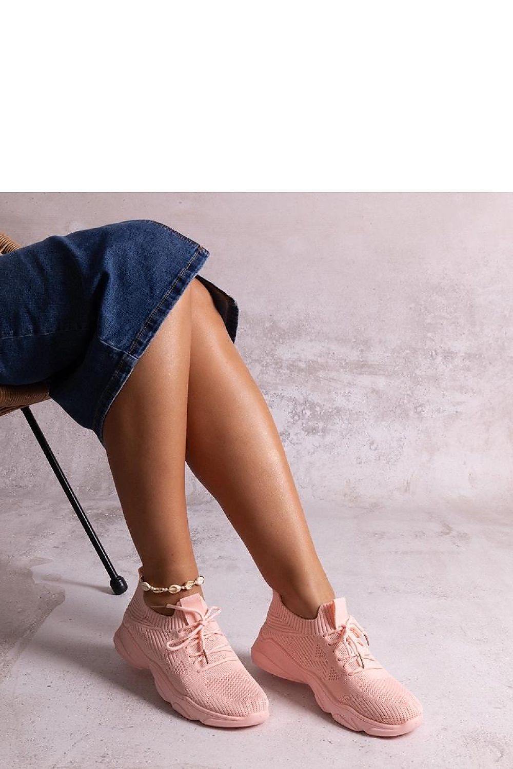 Sneakers model 207231 Solea