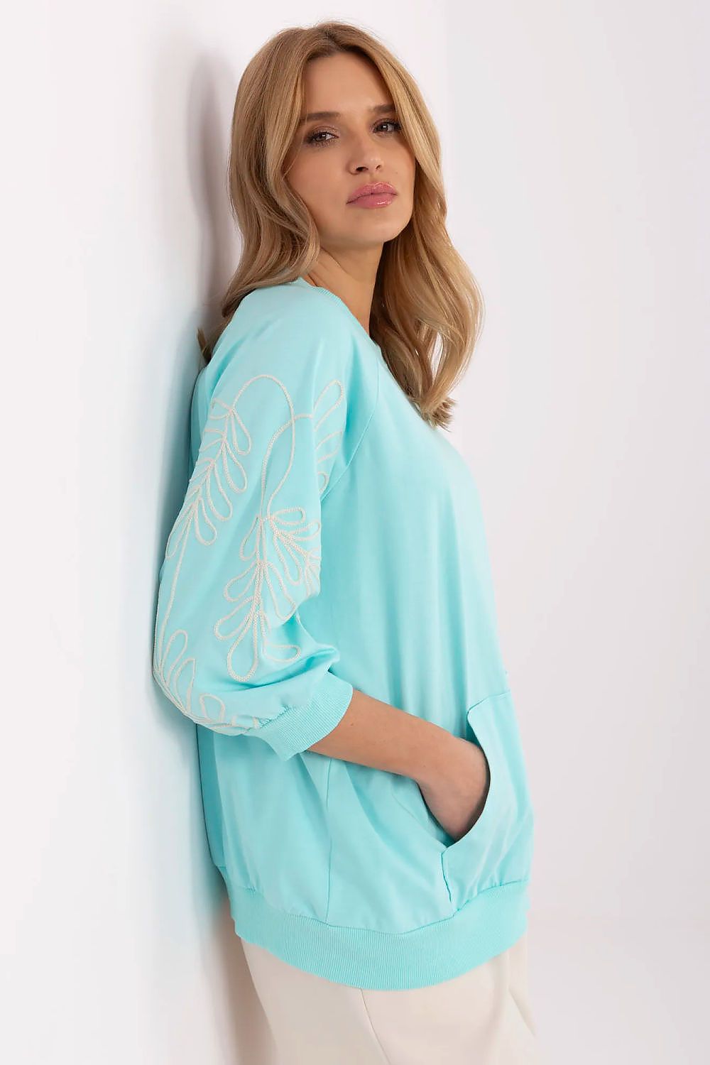 Sweater model 209843 Relevance
