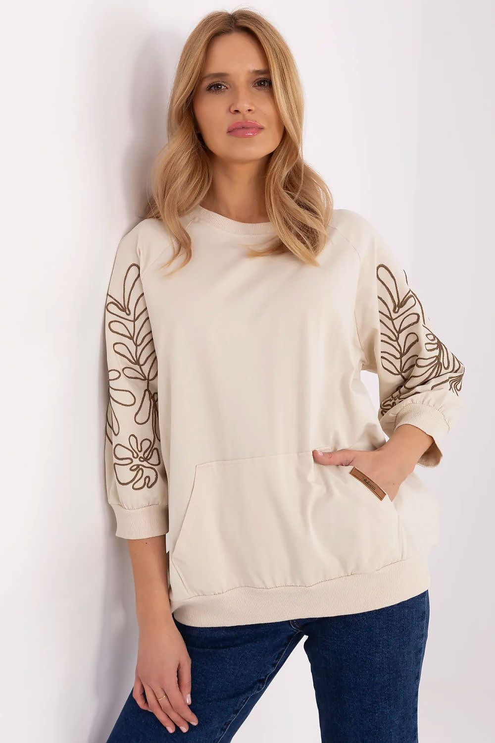 Sweater model 209852 Relevance