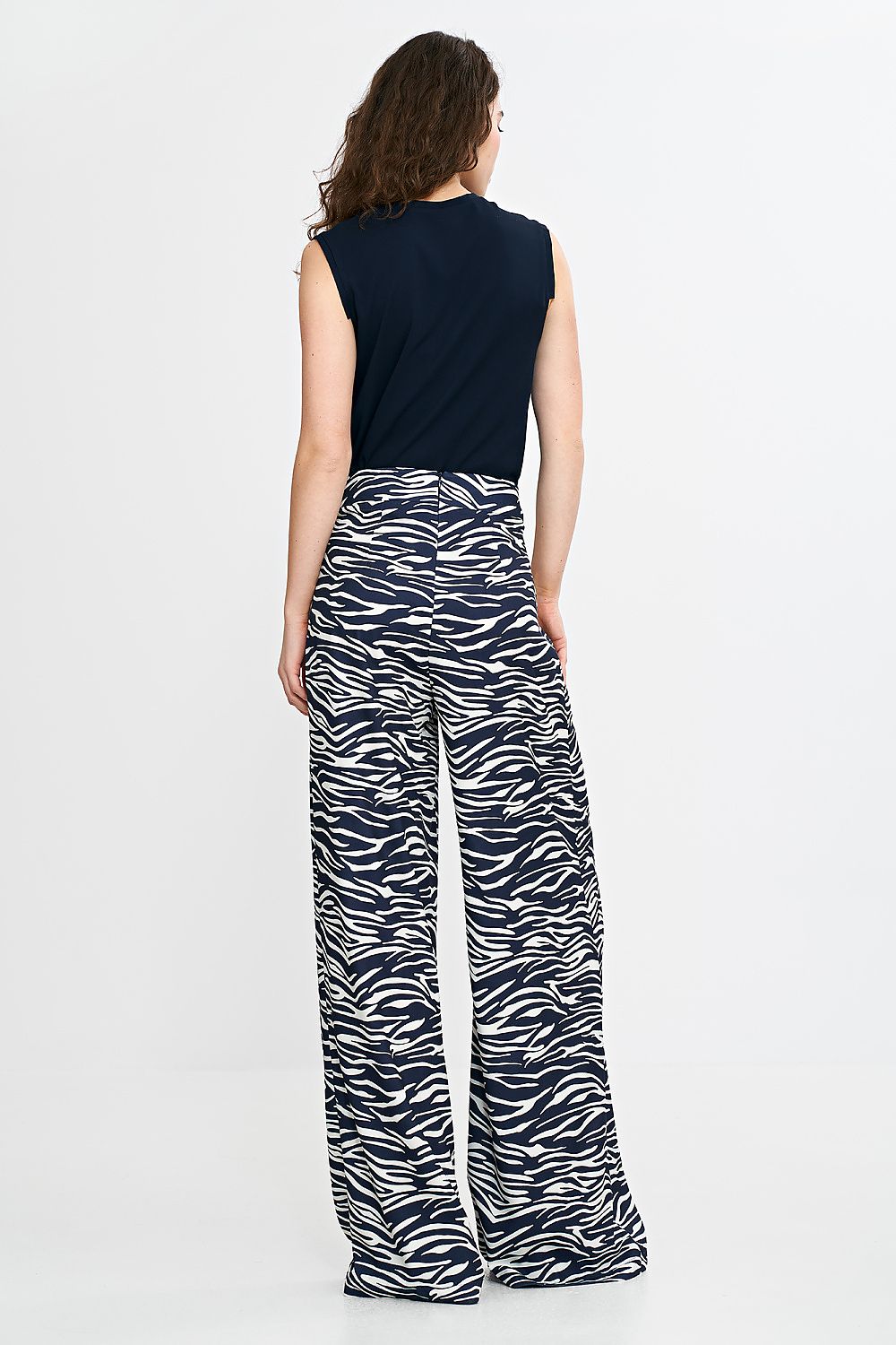 Lange Hose model 210068 Nife