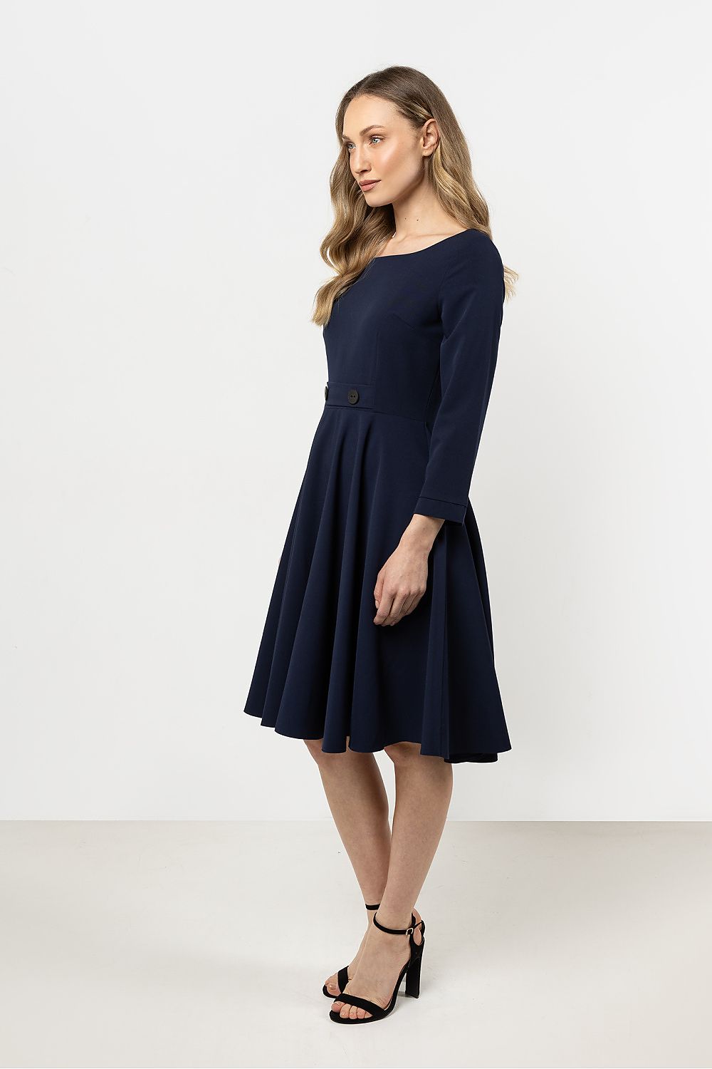 Alltagskleid model 212238 awama