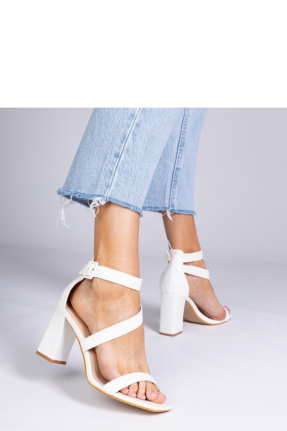 Sandalen mit Absatz model 212427 PRIMO