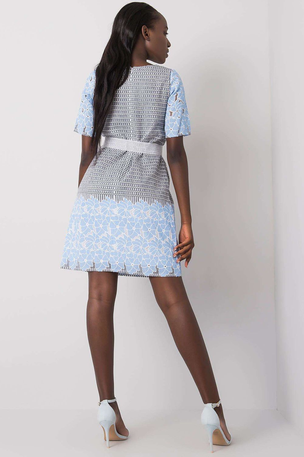 Alltagskleid model 214290 Lakerta