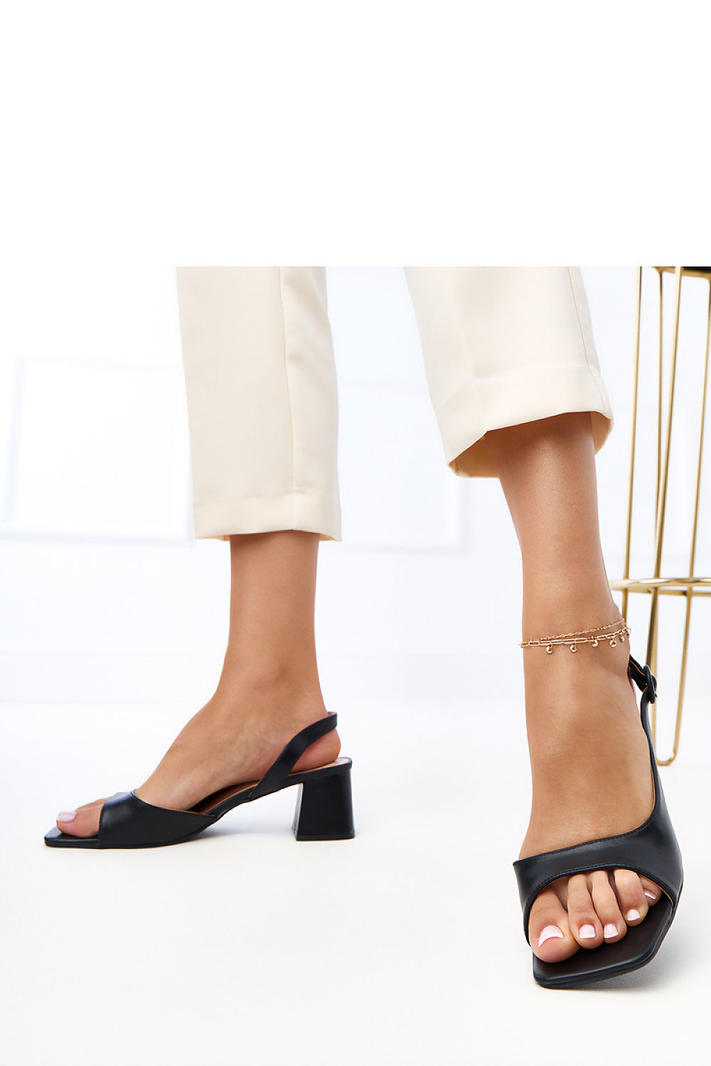 Sandalen mit Absatz model 215629 PRIMO
