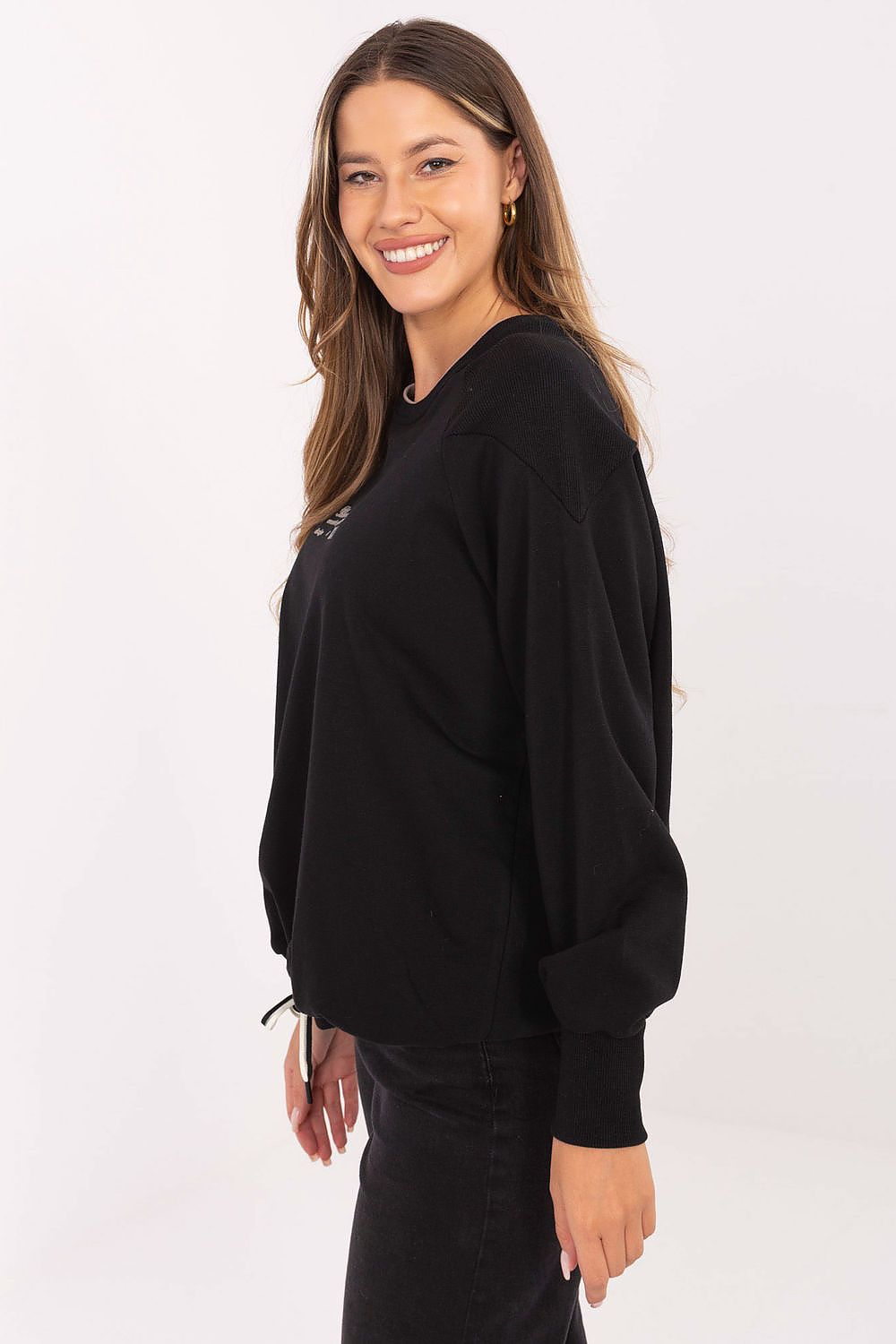 Sweater model 217301 Relevance