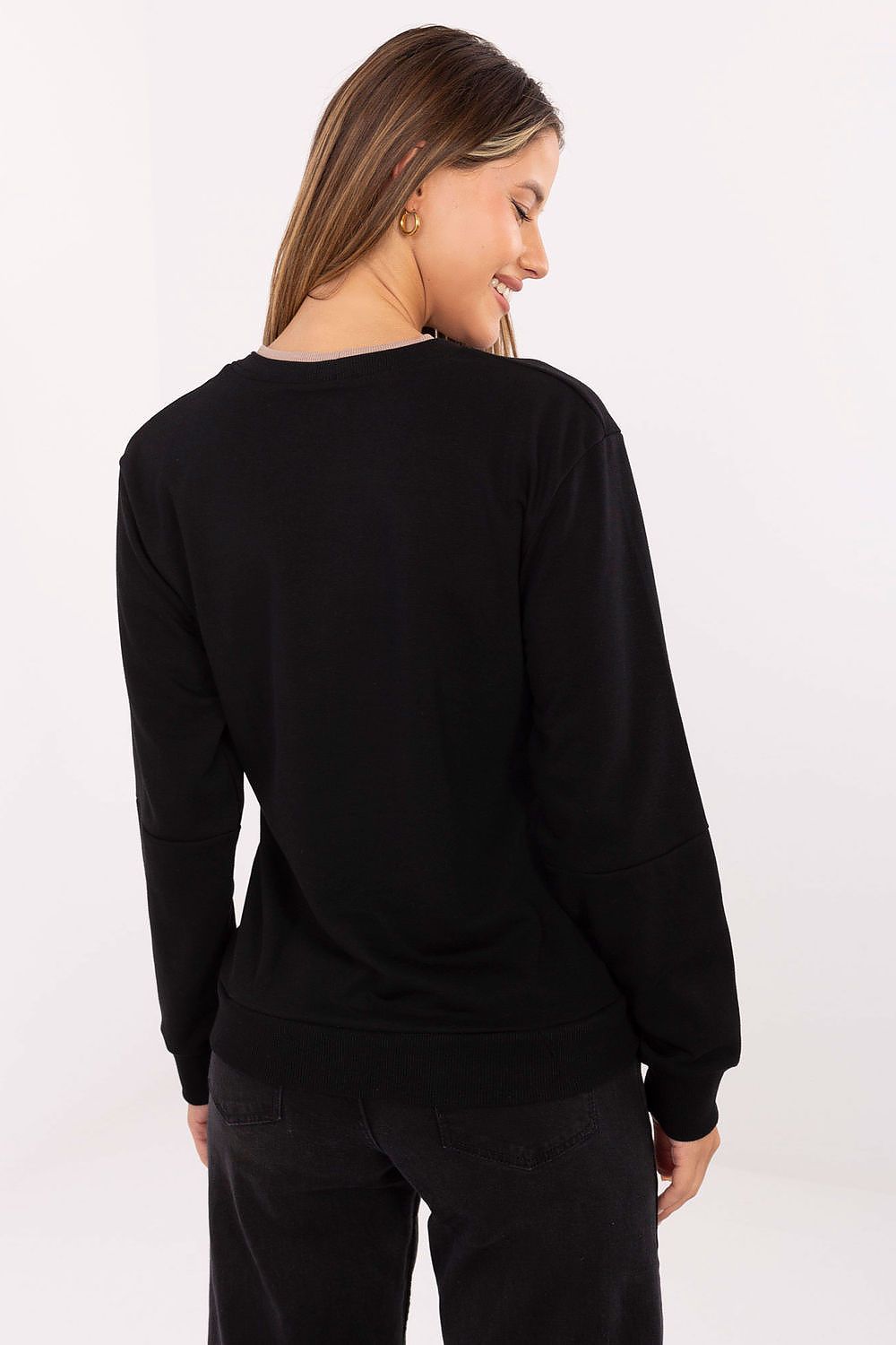 Sweater model 217313 Relevance