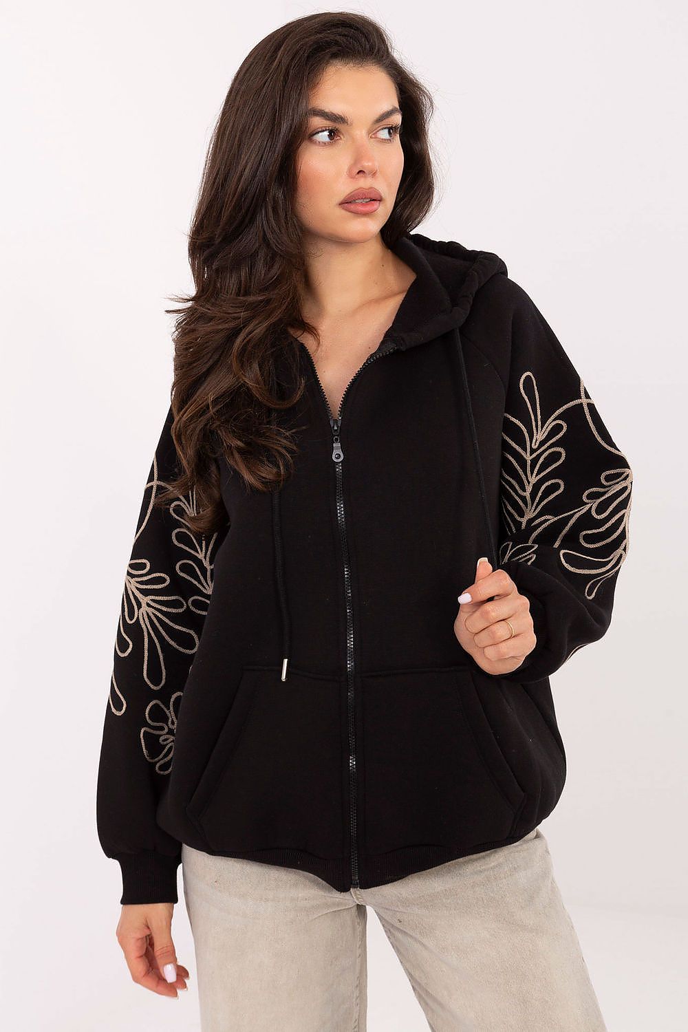 Sweater model 218247 Relevance