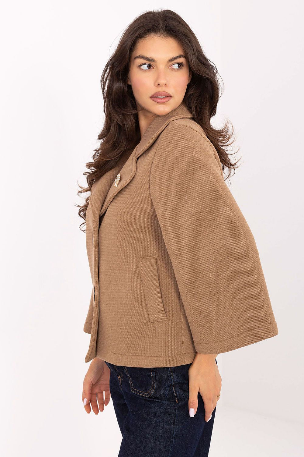 Mantel model 218398 Rue Paris