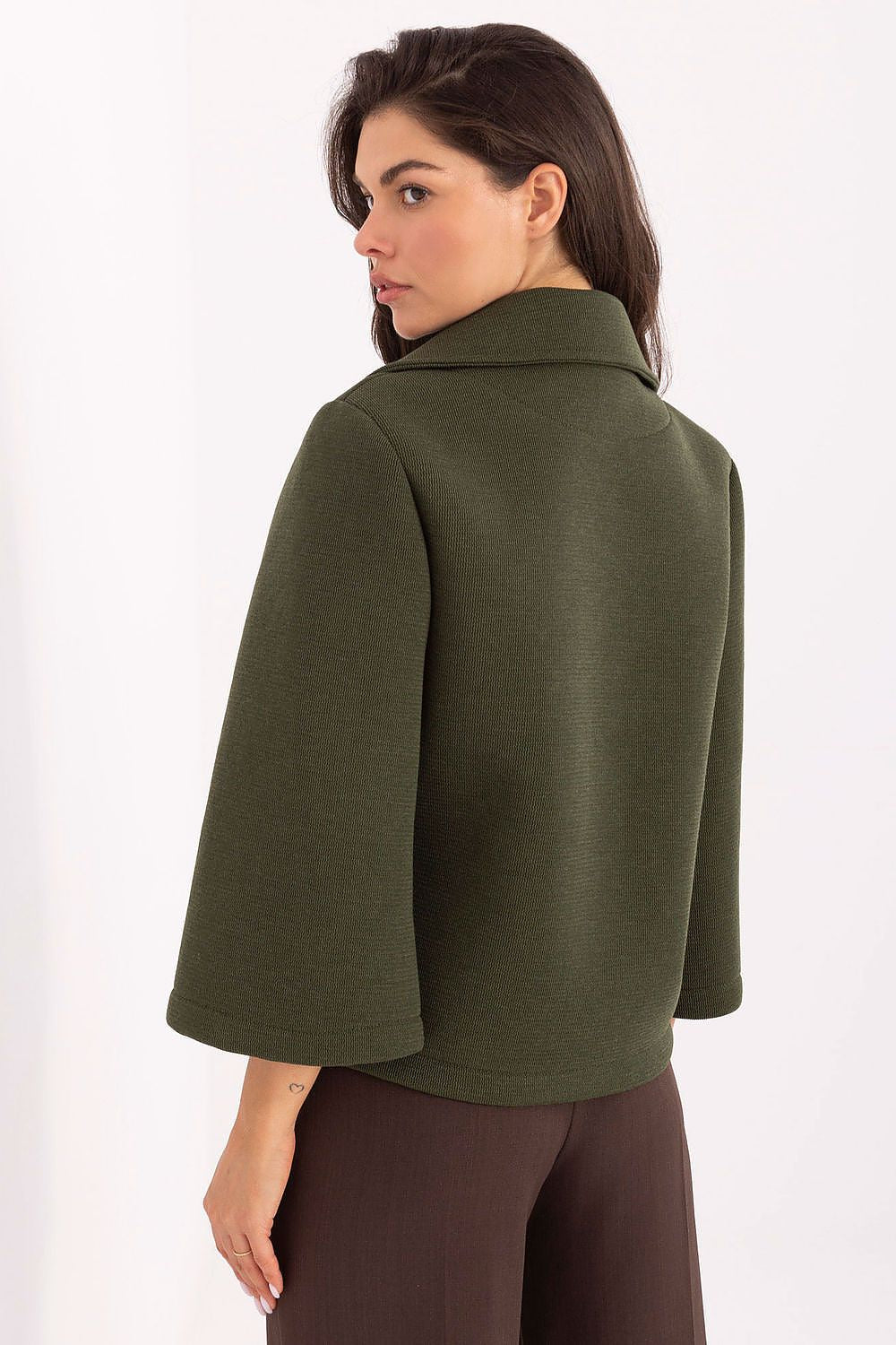 Mantel model 218401 Rue Paris