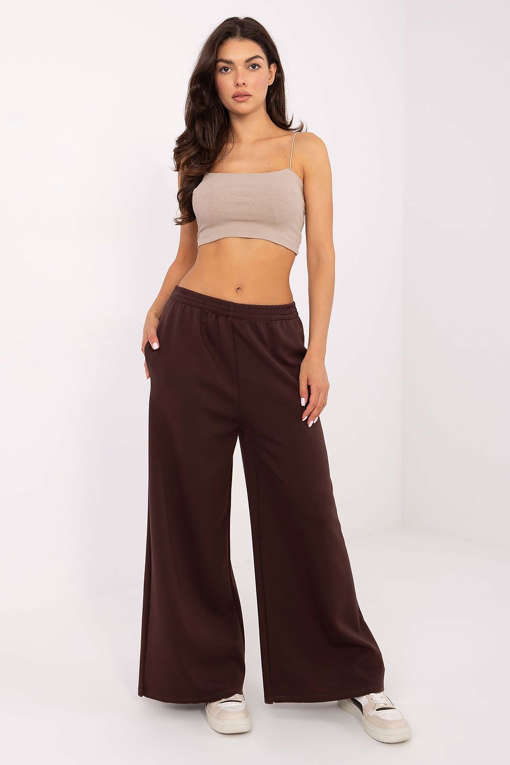 Sportanzug Hosen model 218432 Italy Moda