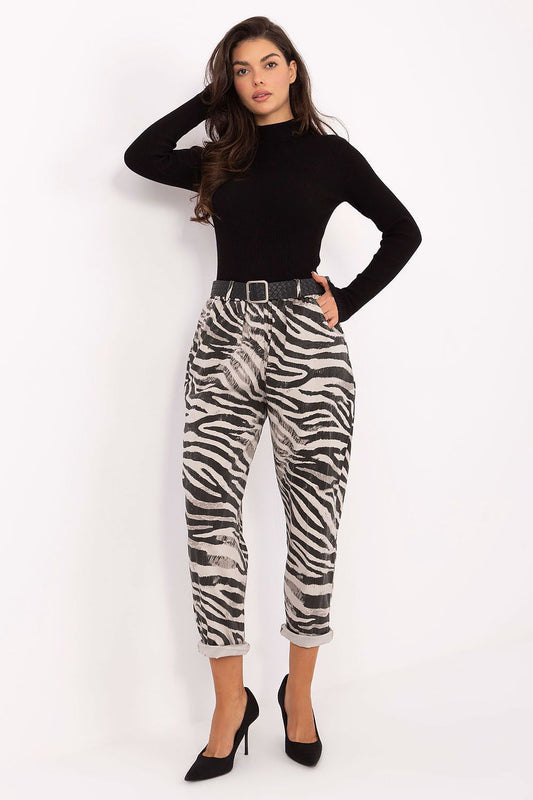 Damen Hose model 218442 Italy Moda