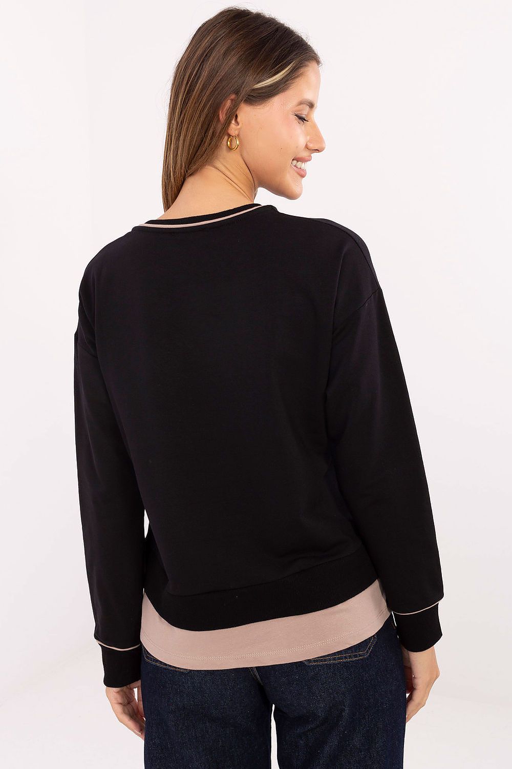Sweater model 218822 Relevance
