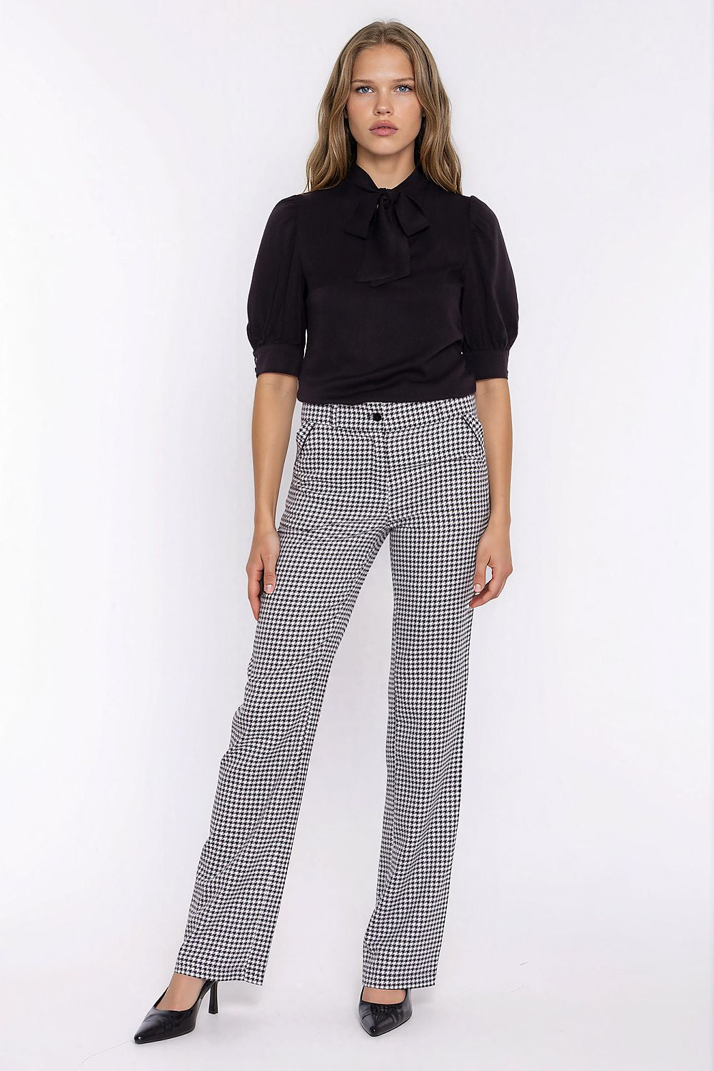 Damen Hose model 231674 Nife