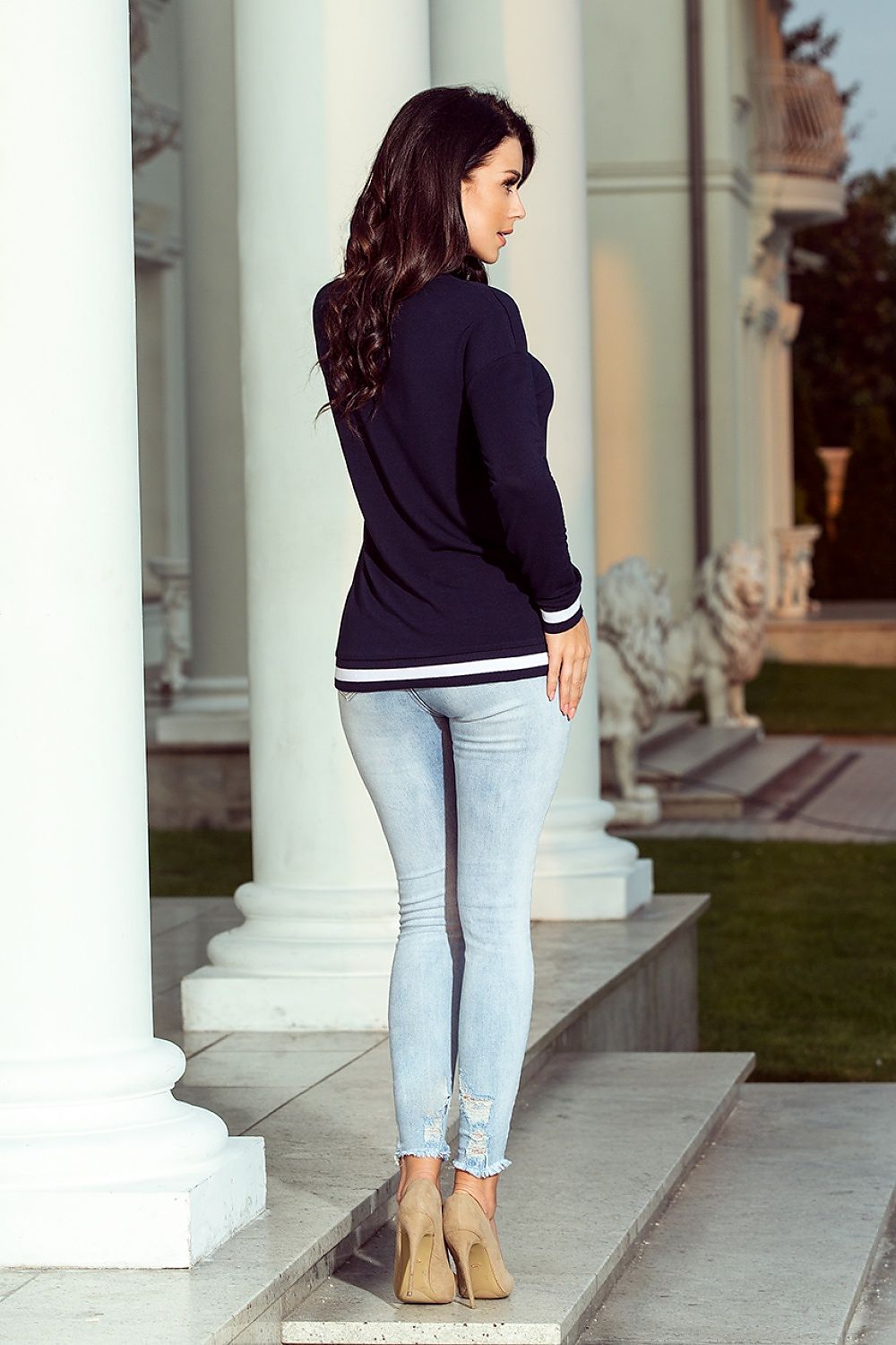 Sweater model 123894 Numoco