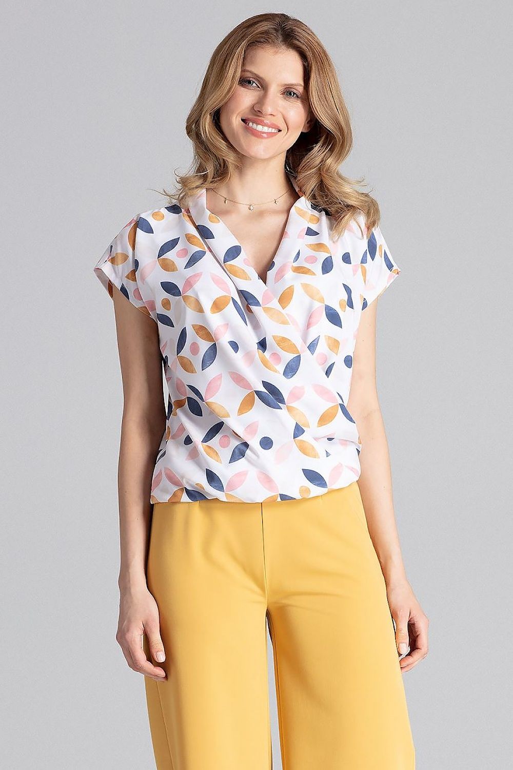 Bluse model 129822 Figl
